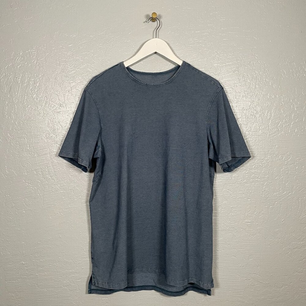 Lululemon Men M Blue Chambray Commission Short Sleeve T-Shirt Crew Neck Stretch